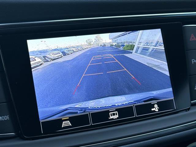 Used 2023 Buick Enclave Essence w/ Sport Touring Edition FWD image 18