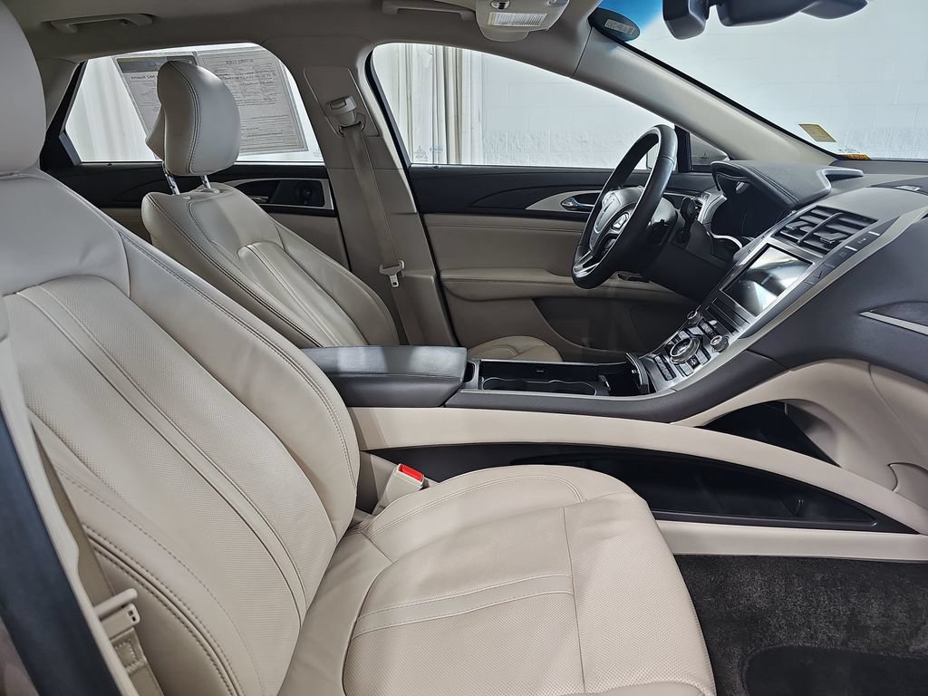 Used 2018 Lincoln MKZ Reserve w/ Climate Package AWD/4WD image 13