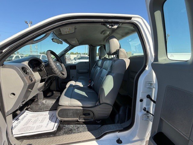 Used 2005 Ford F150 XL RWD image 13