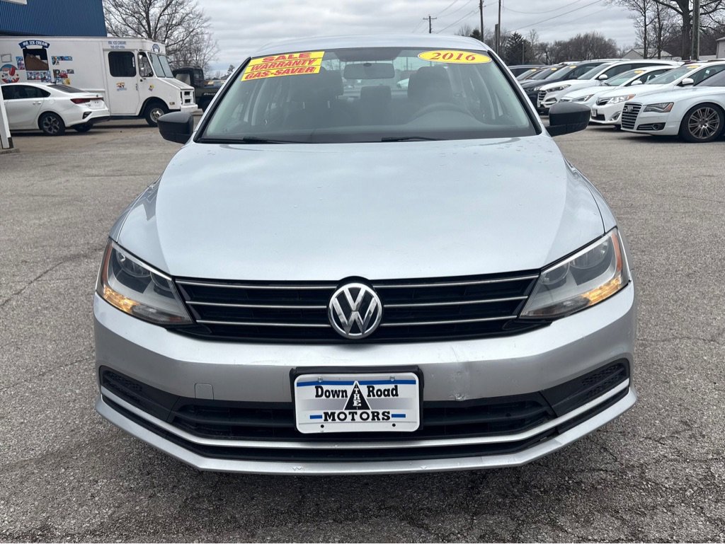 Used 2016 Volkswagen Jetta S image 8