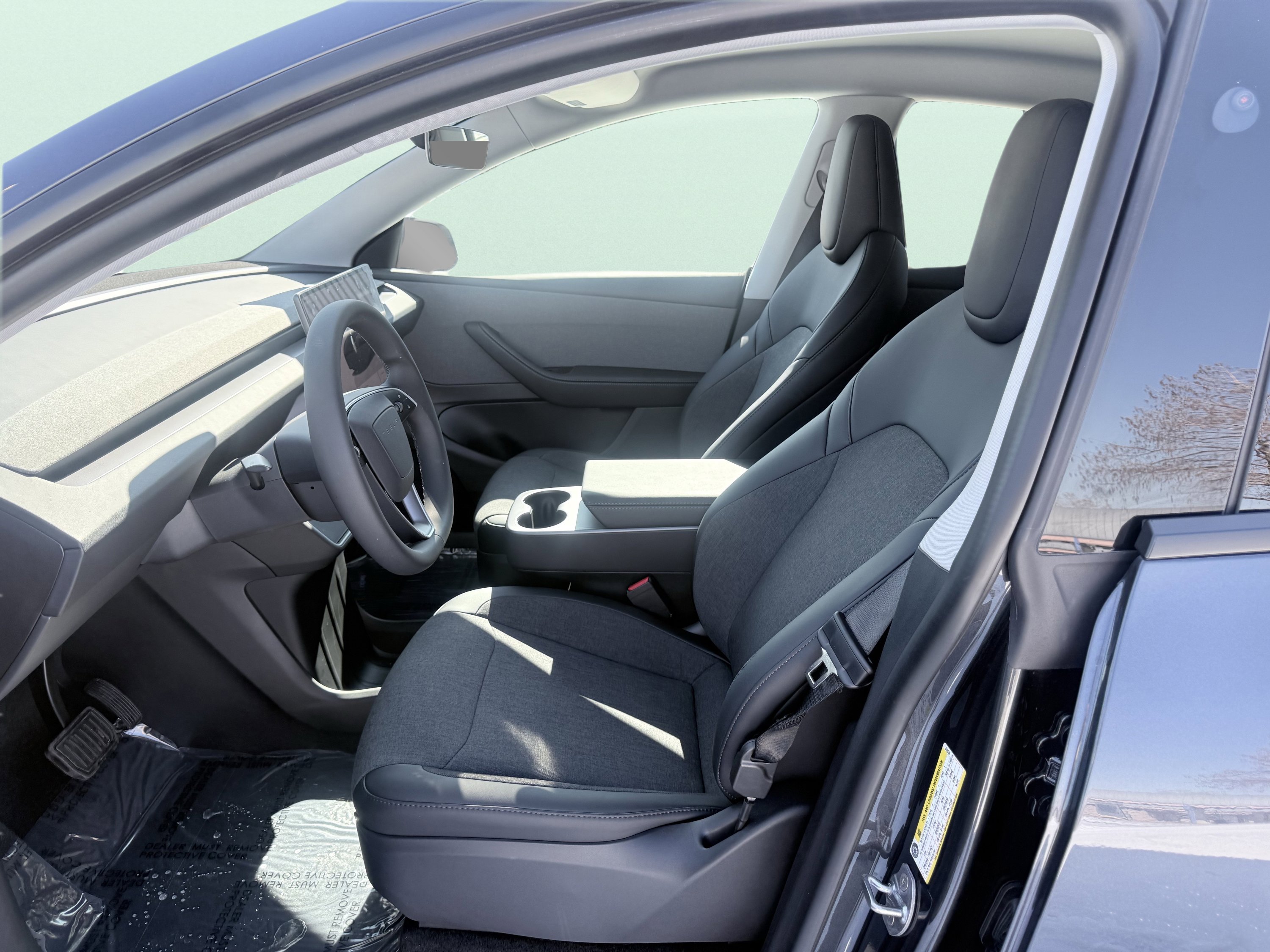 Used 2026 Tesla Model Y 2WD image 25