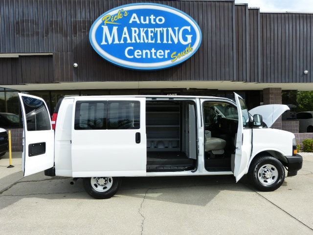 Used 2021 Chevrolet Express 2500 w/ Driver Convenience Package image 21