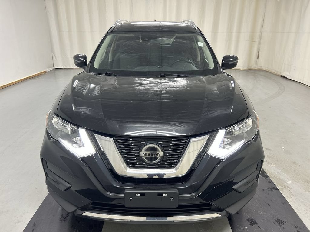 Used 2019 Nissan Rogue SV AWD/4WD image 3