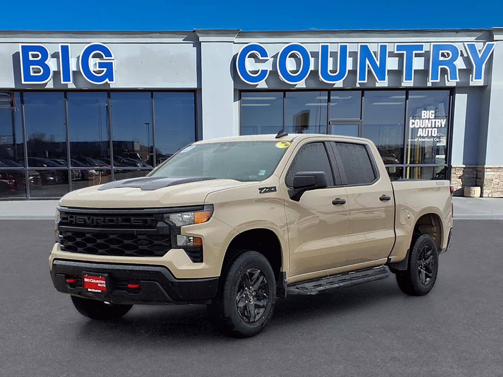 Used 2023 Chevrolet Silverado 1500 Custom Trail Boss w/ LPO, Dark Essentials Package AWD/4WD image 1