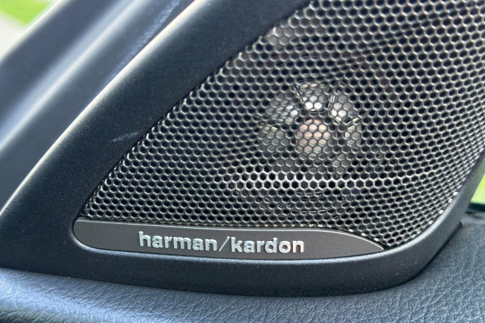 Used 2017 BMW M2 image 22