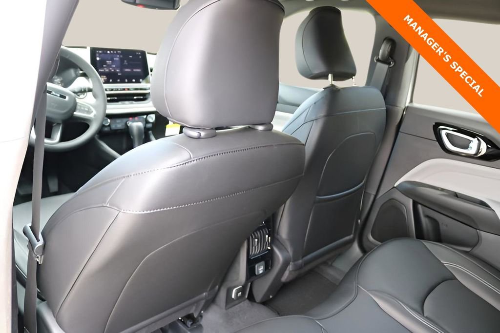 New 2026 Jeep Compass Limited image 14
