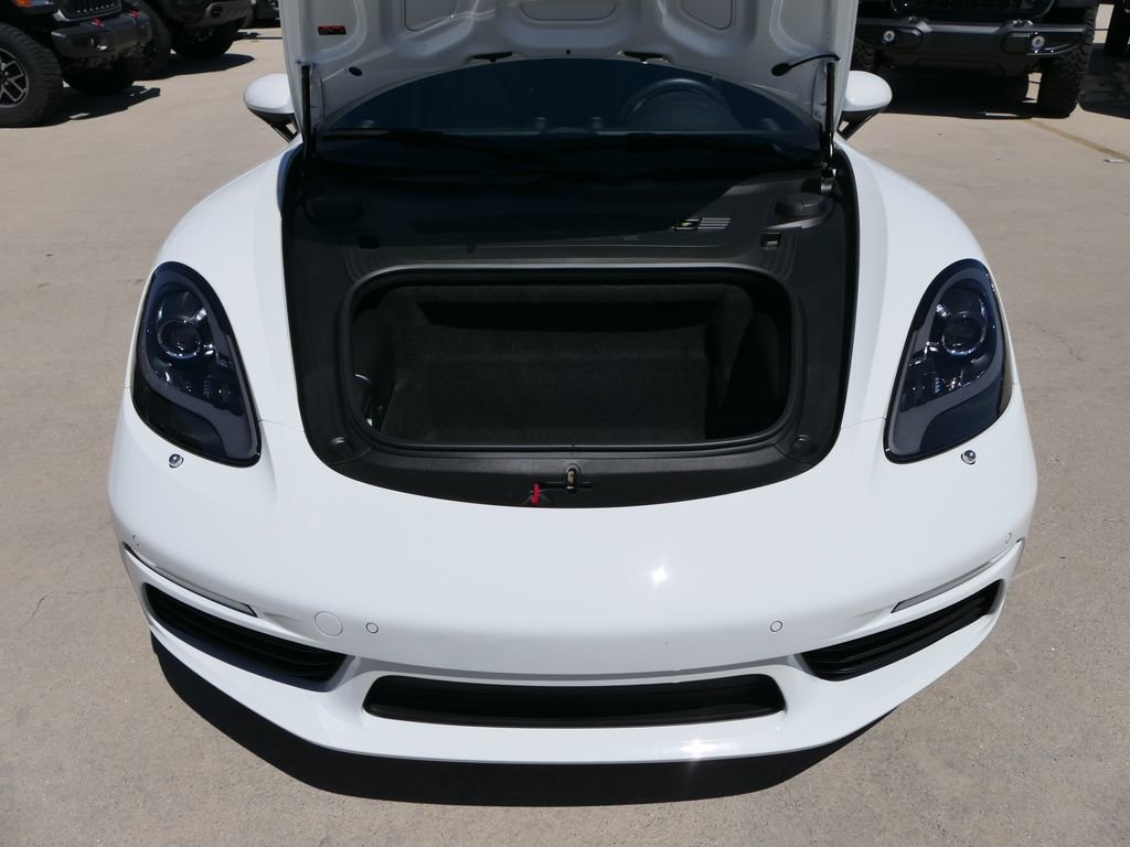 Used 2024 Porsche 718 Boxster RWD image 26