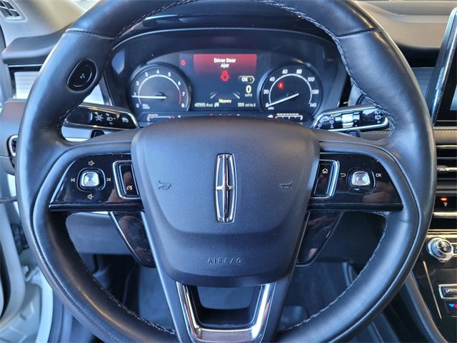 Used 2022 Lincoln Corsair AWD w/ Premium Package image 28