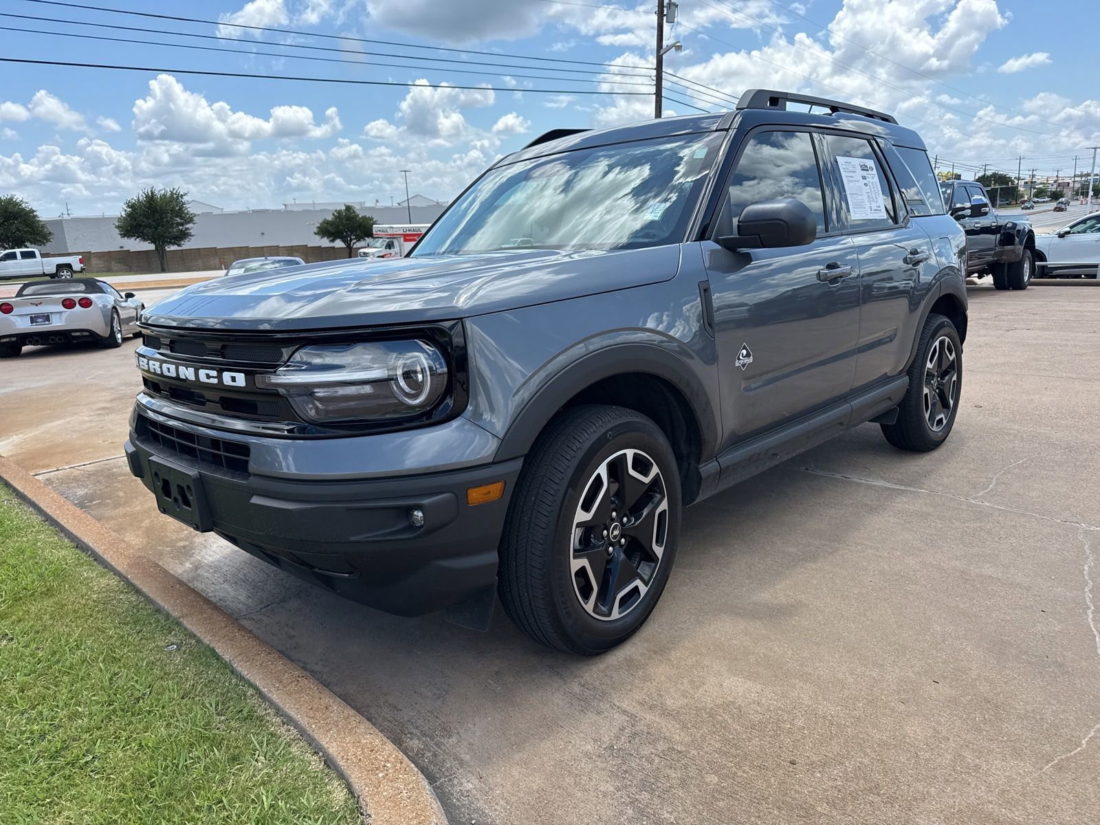 Used 2024 Ford Bronco Sport Outer Banks AWD/4WD image 3