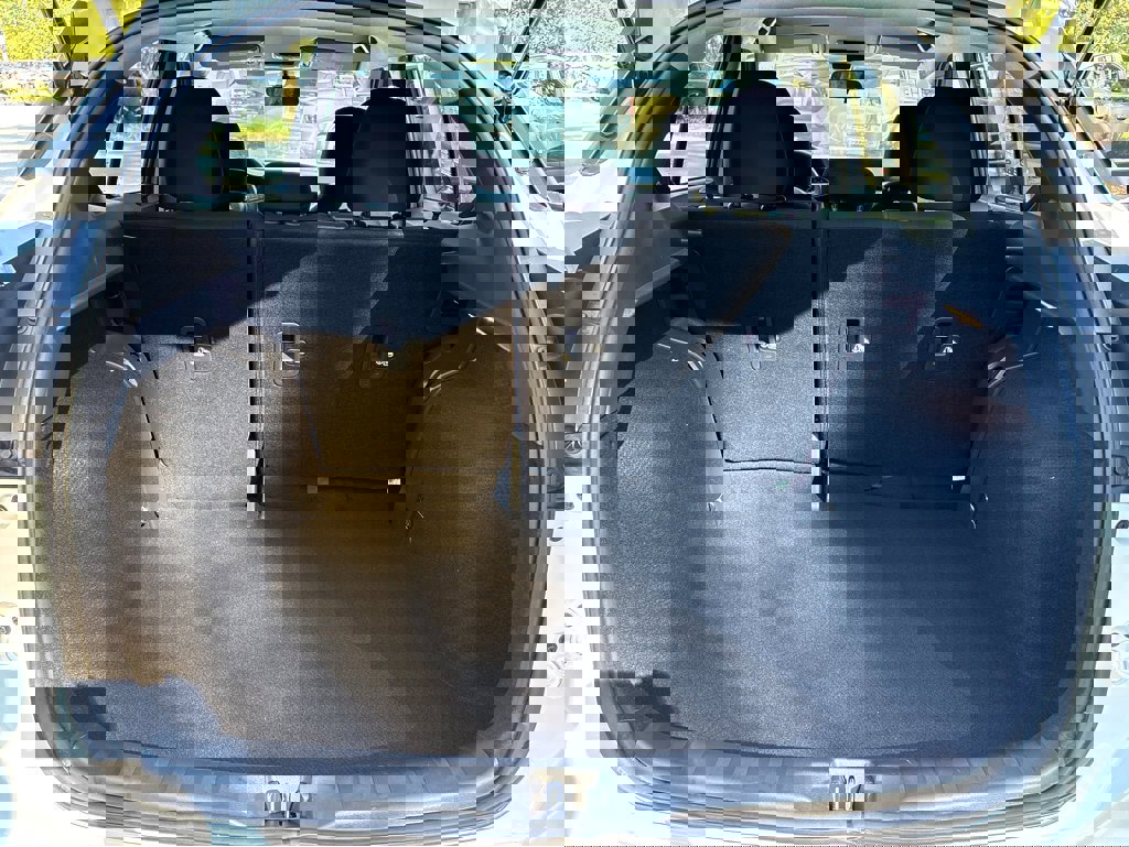 New 2025 Nissan Kicks Play S image 30