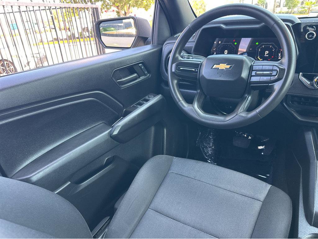Used 2024 Chevrolet Colorado W/T RWD image 18