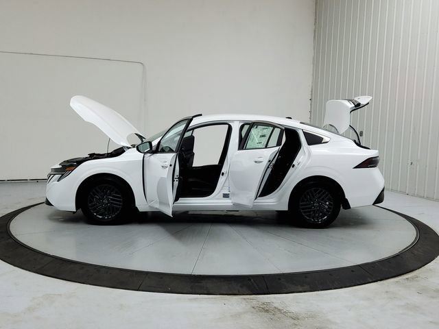 New 2026 Nissan Sentra SV w/ SV Convenience Package image 12