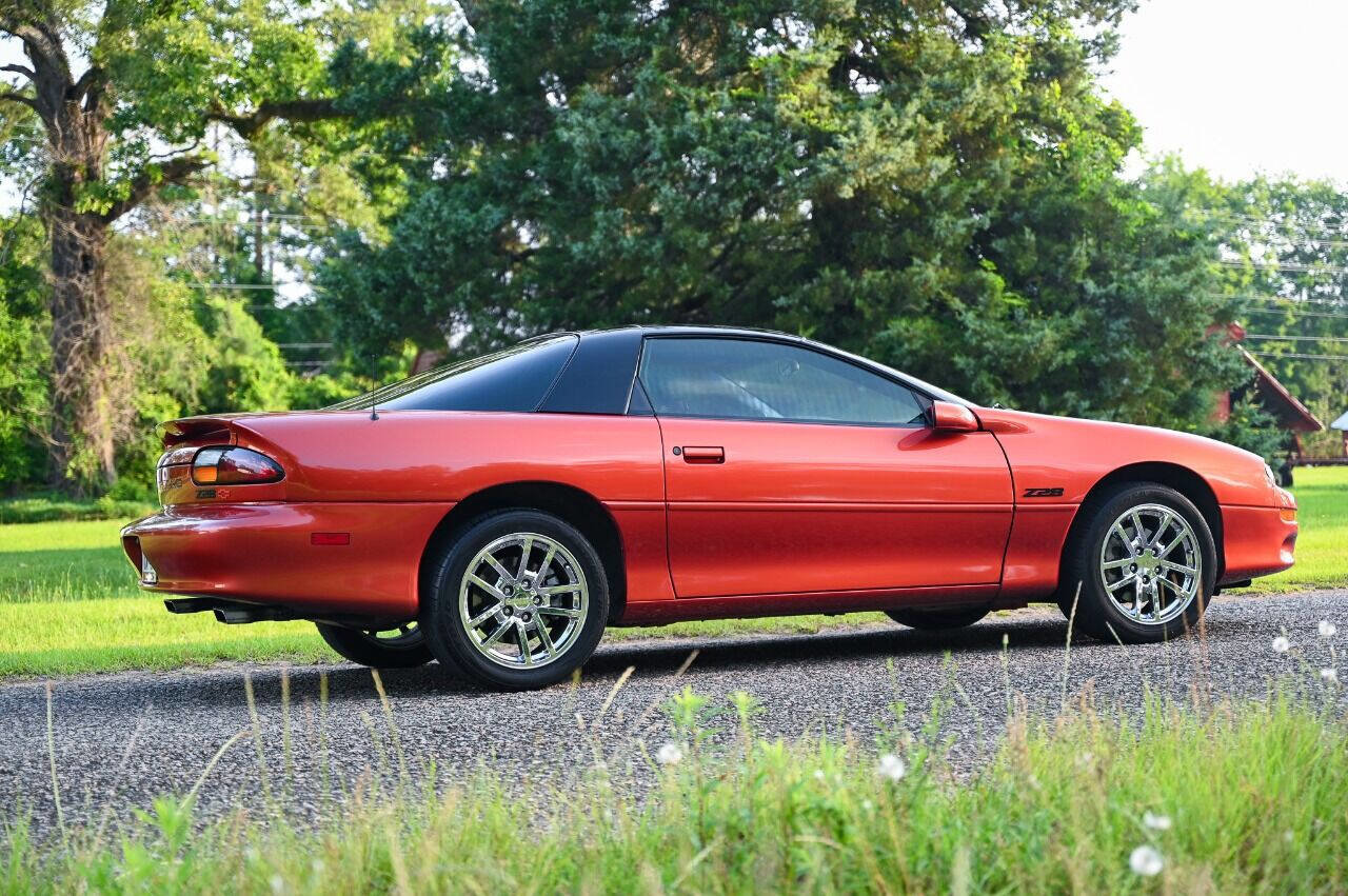 Used 2001 Chevrolet Camaro Z28 w/ Preferred Equipment Group 2 RWD image 31