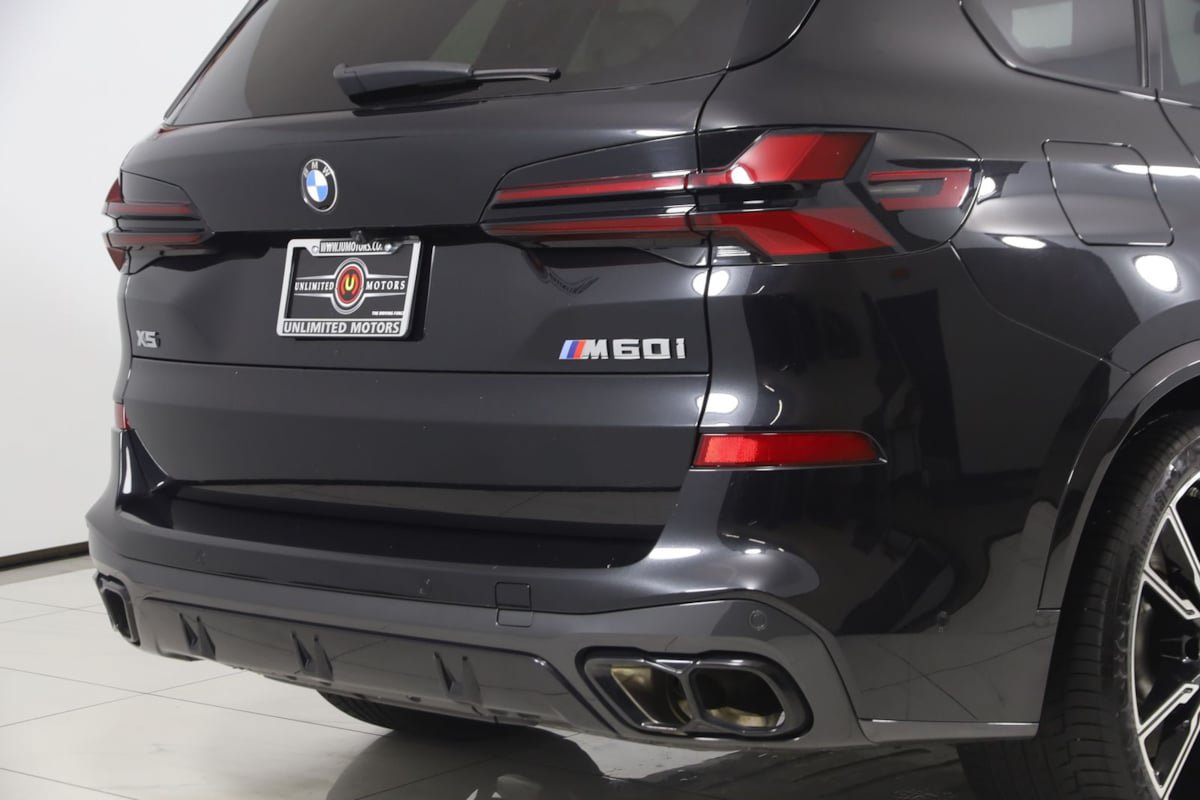 Used 2024 BMW X5 M60i w/ Executive Package AWD/4WD image 48