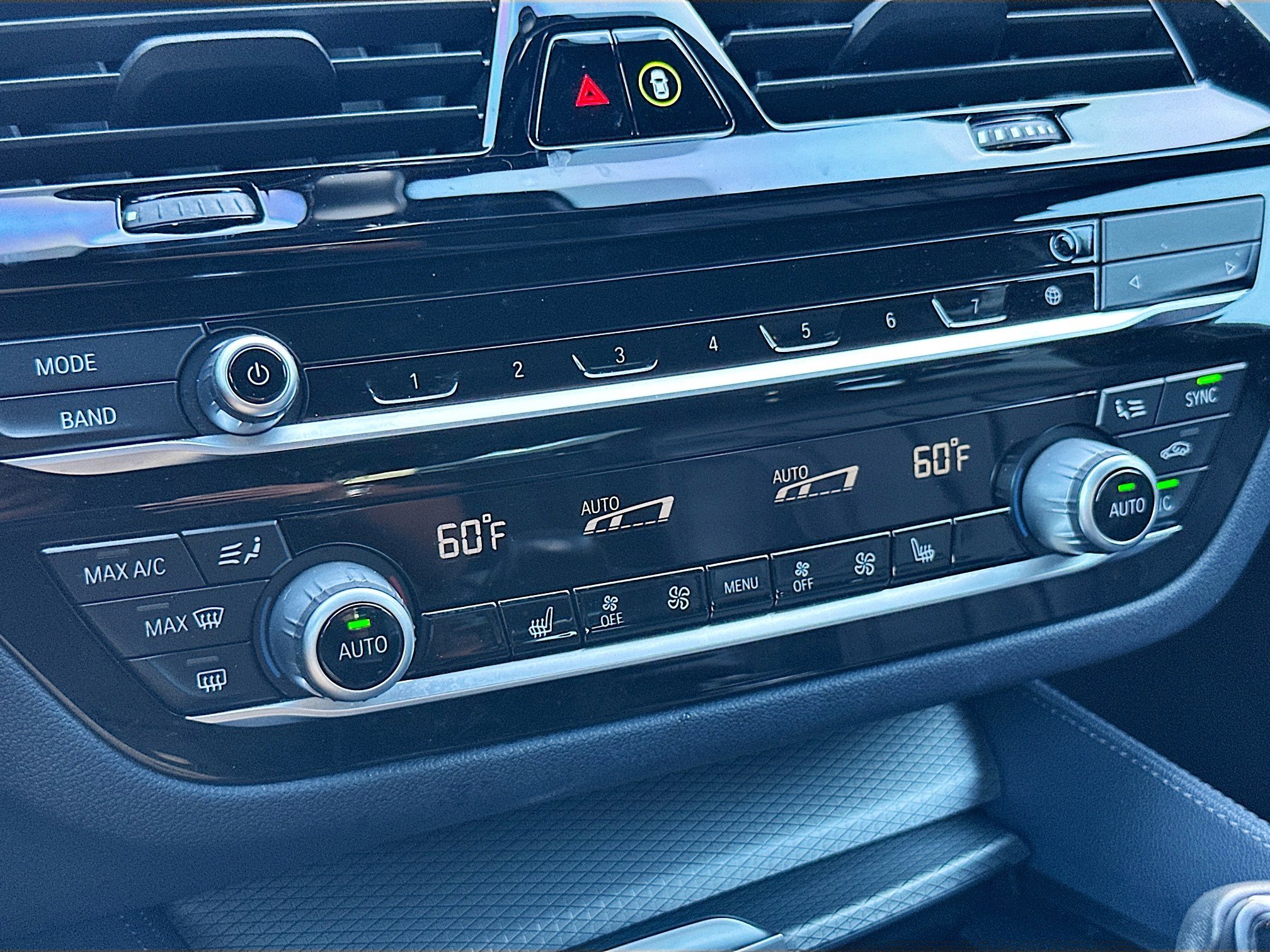 Used 2020 BMW 530i w/ M Sport Package image 16