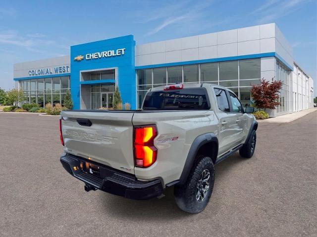 Used 2024 Chevrolet Colorado ZR2 w/ Safety Package AWD/4WD image 15