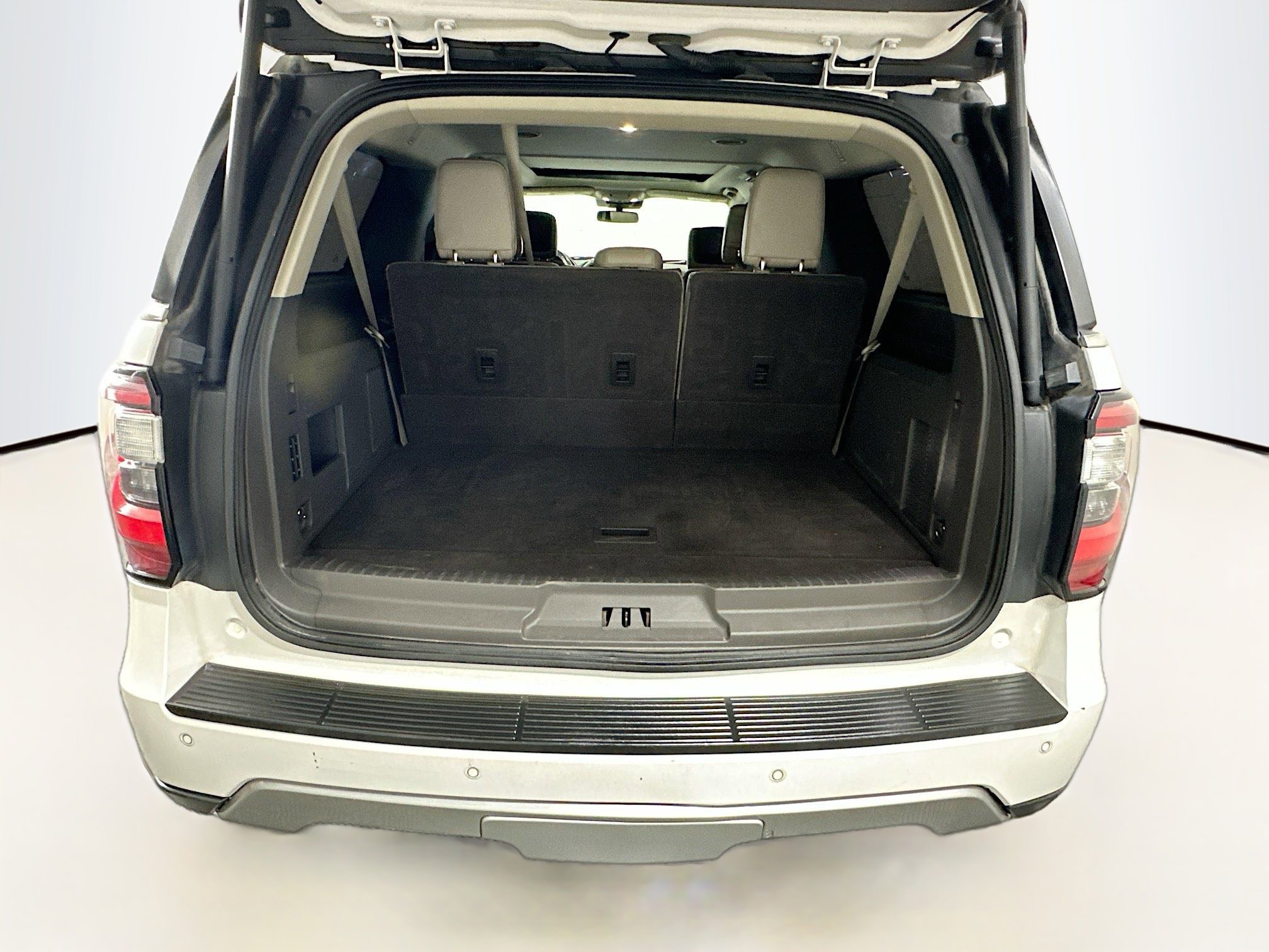 Used 2019 Ford Expedition Max Limited w/ Equipment Group 302A image 32