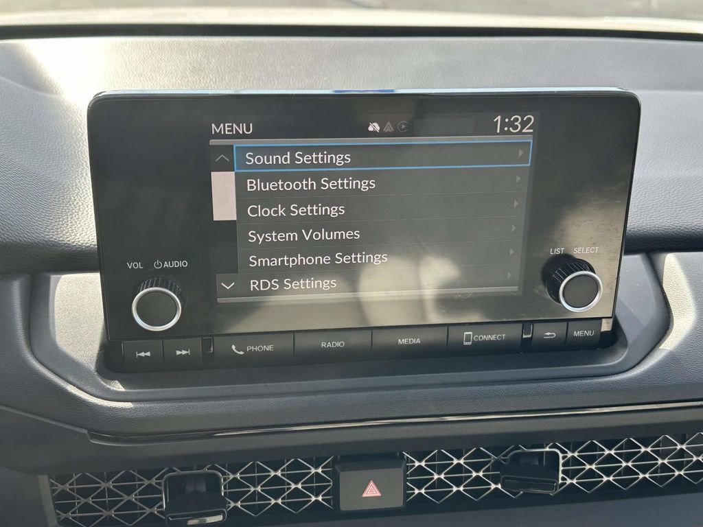 Certified 2025 Honda Accord LX image 18