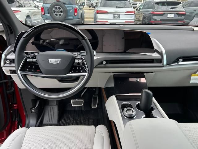 New 2026 Cadillac Vistiq Sport w/ LPO, Floor Liner Package image 13