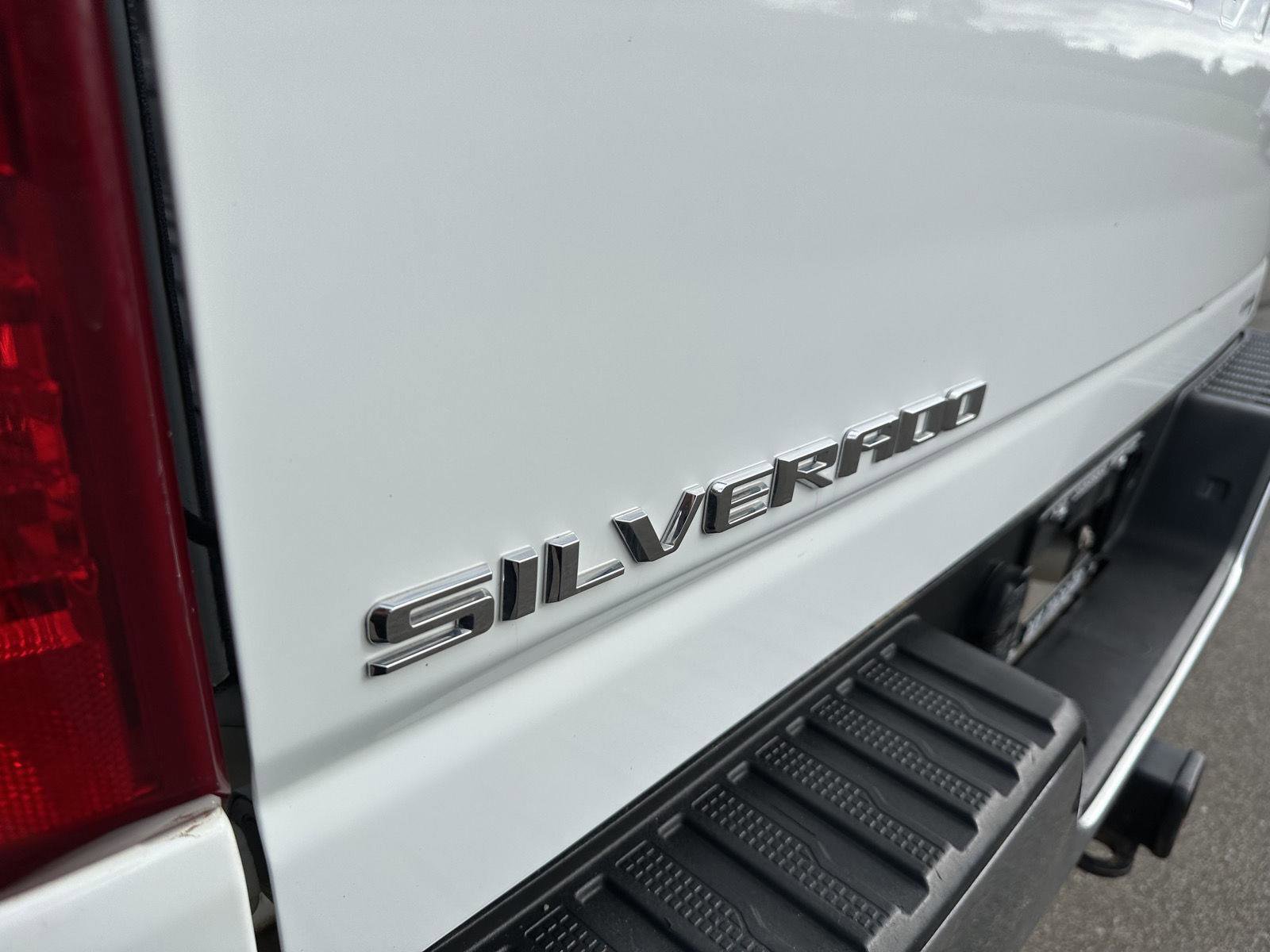 Used 2023 Chevrolet Silverado 2500 LT image 5