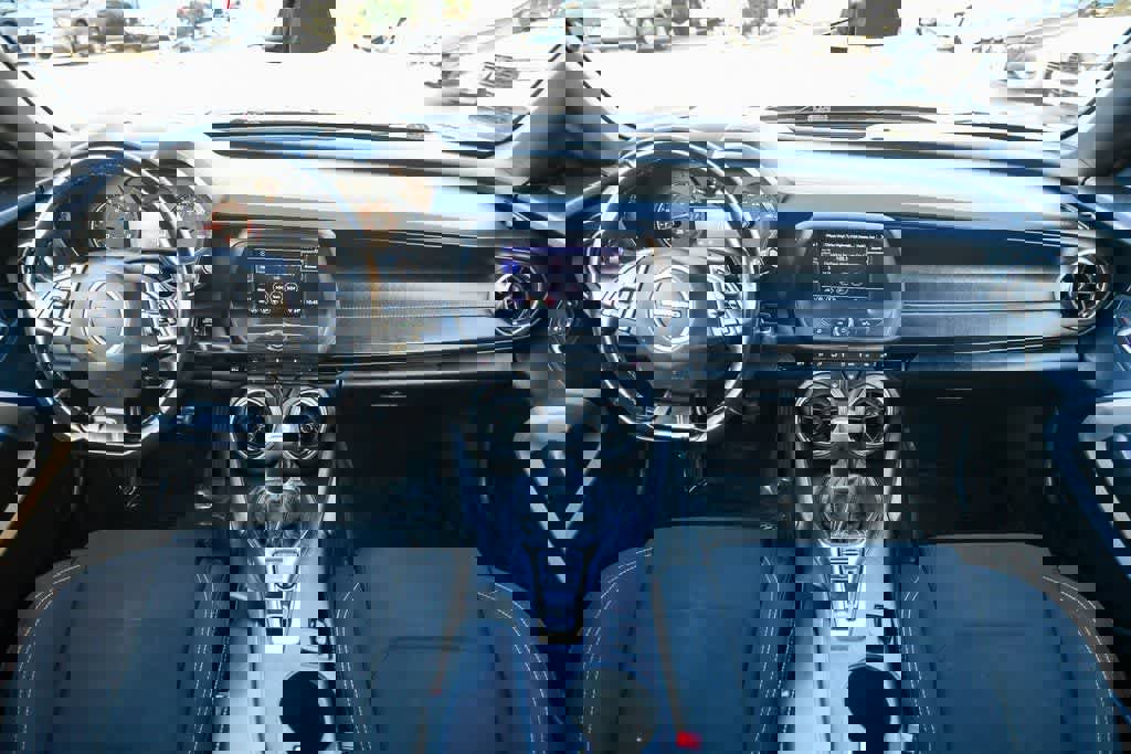 Used 2021 Chevrolet Camaro LT RWD image 14