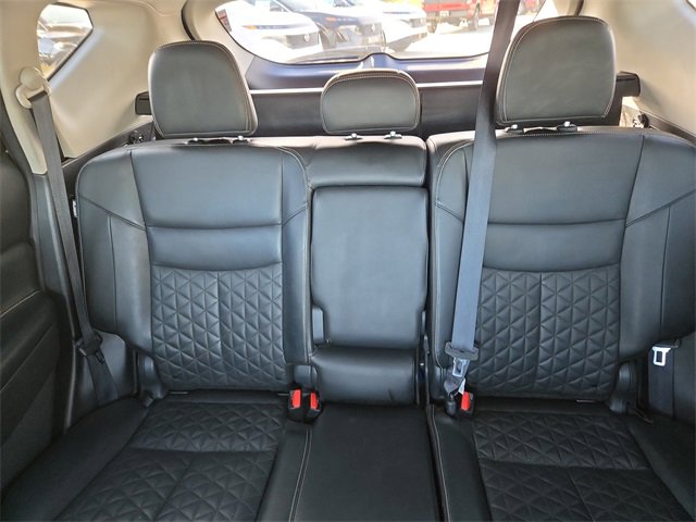 Certified 2022 Nissan Murano Platinum w/ Cargo Package image 36