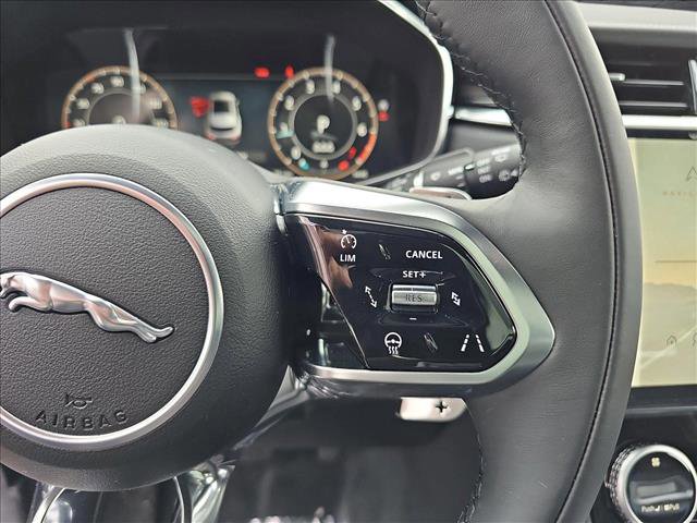 New 2026 Jaguar F-PACE R-Dynamic S image 17