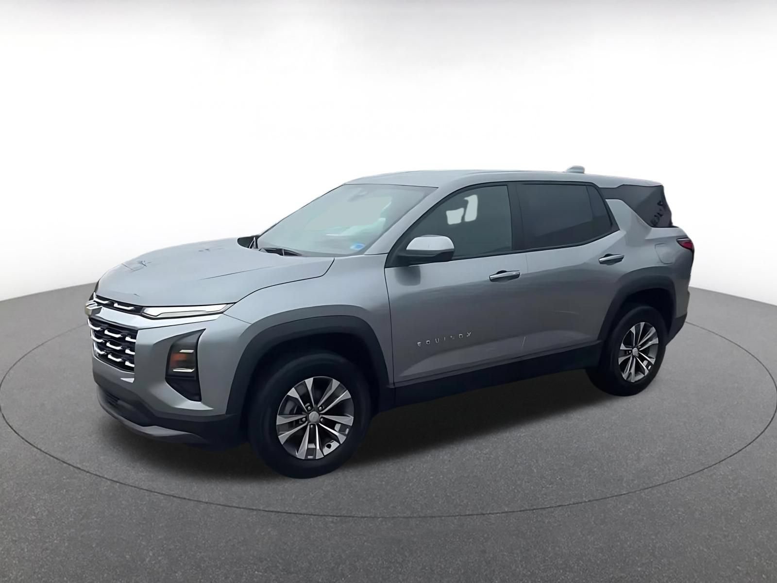 Used 2025 Chevrolet Equinox LT FWD image 8