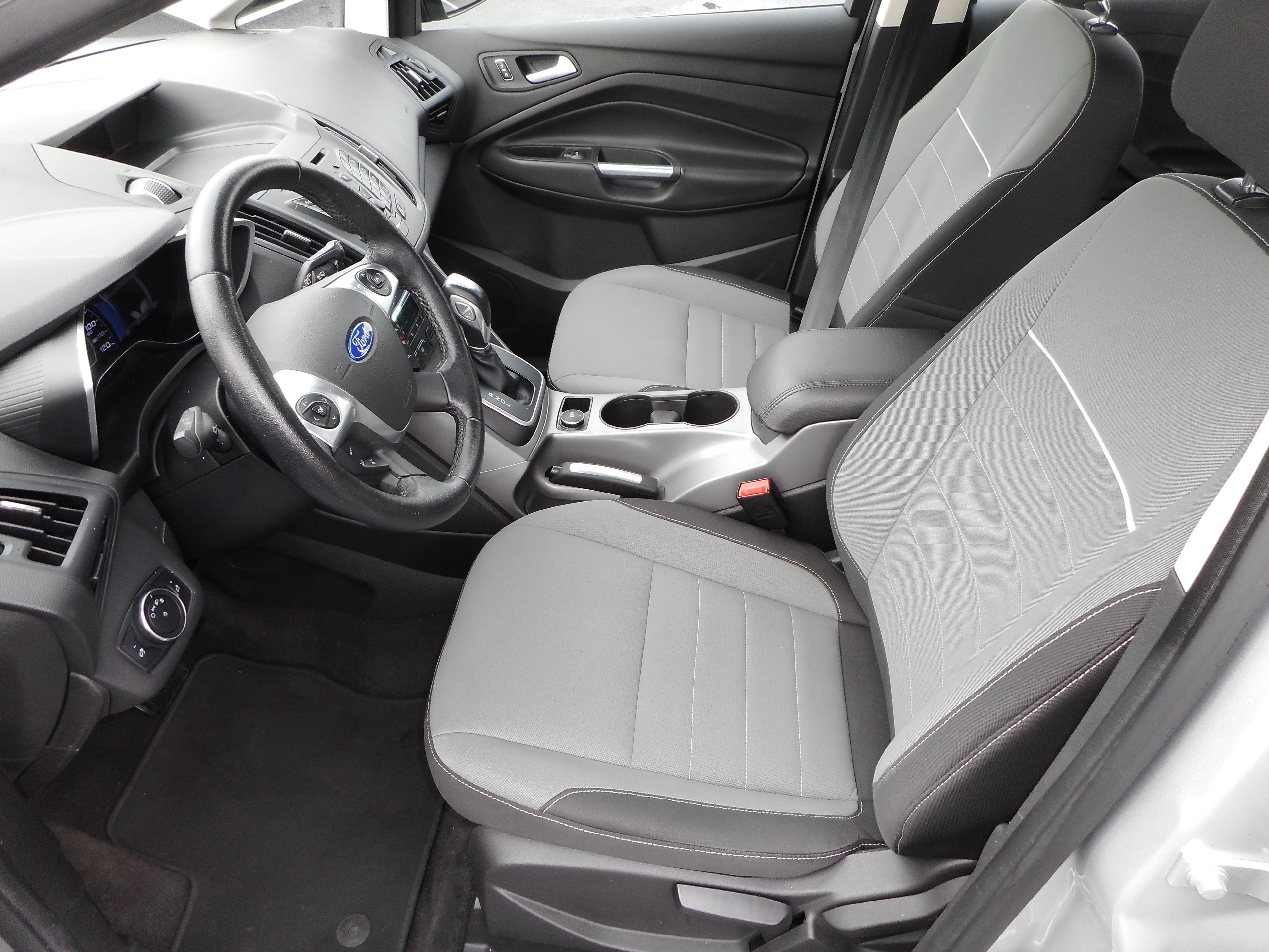 Used 2015 Ford C-MAX SE image 13