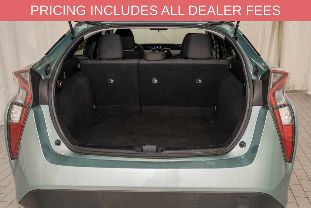Used 2017 Toyota Prius Two FWD image 5