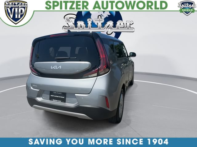 Certified 2023 Kia Soul LX w/ LX Technology Package FWD image 8