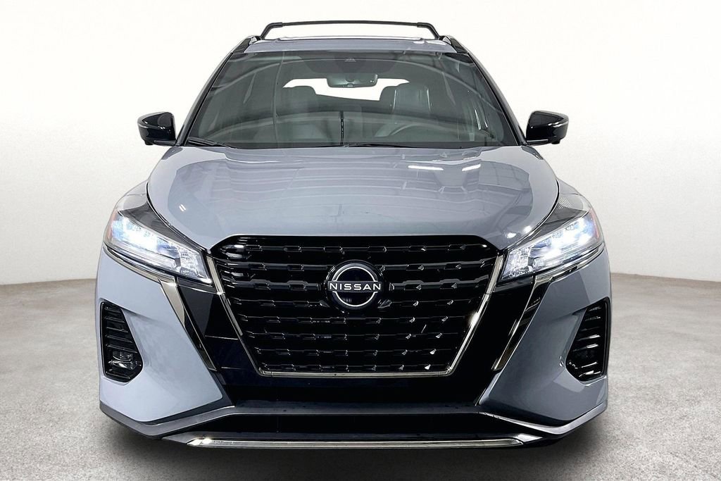 Certified 2024 Nissan Kicks SR w/ SR Premium Package FWD image 5