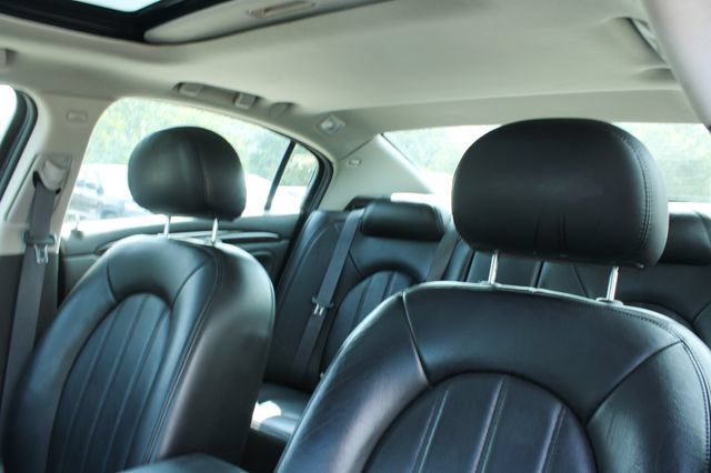 Used 2007 Buick Lucerne CXS w/ Driver Confidence Package FWD image 15