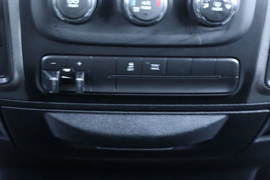 Used 2013 RAM 1500 Express image 31