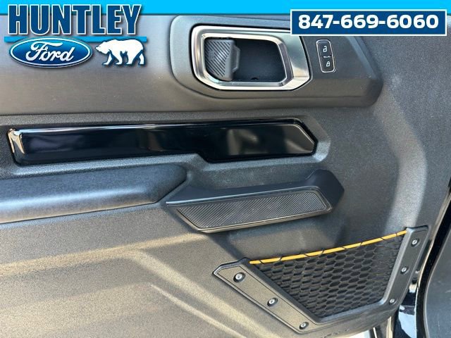 Used 2024 Ford Bronco Badlands w/ Sasquatch Package image 12