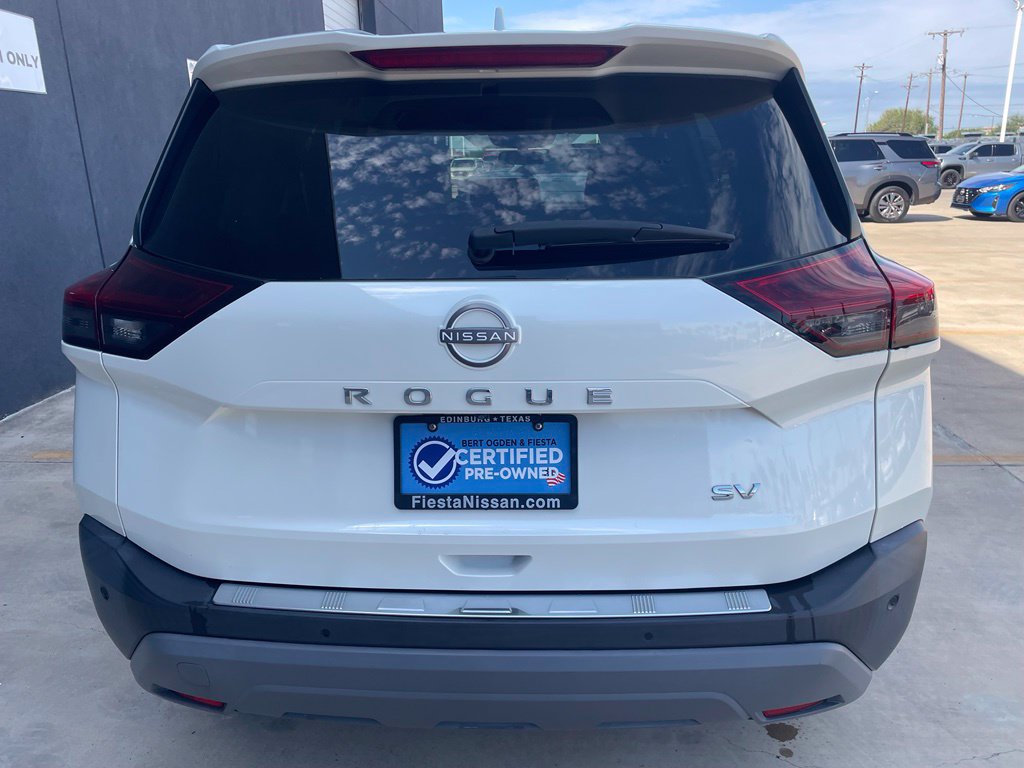 Used 2023 Nissan Rogue SV FWD image 4