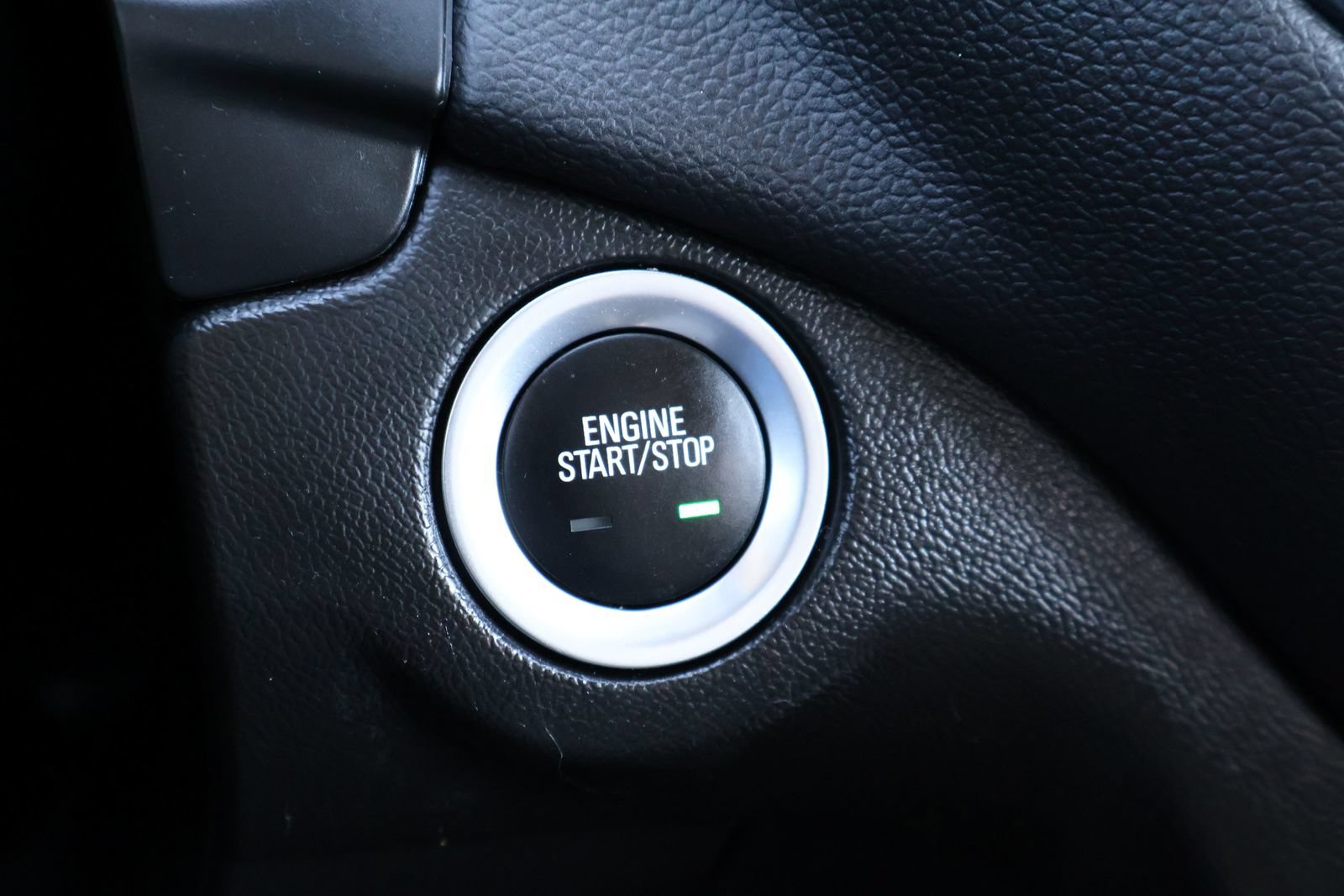 Certified 2023 Chevrolet Equinox LT FWD image 24