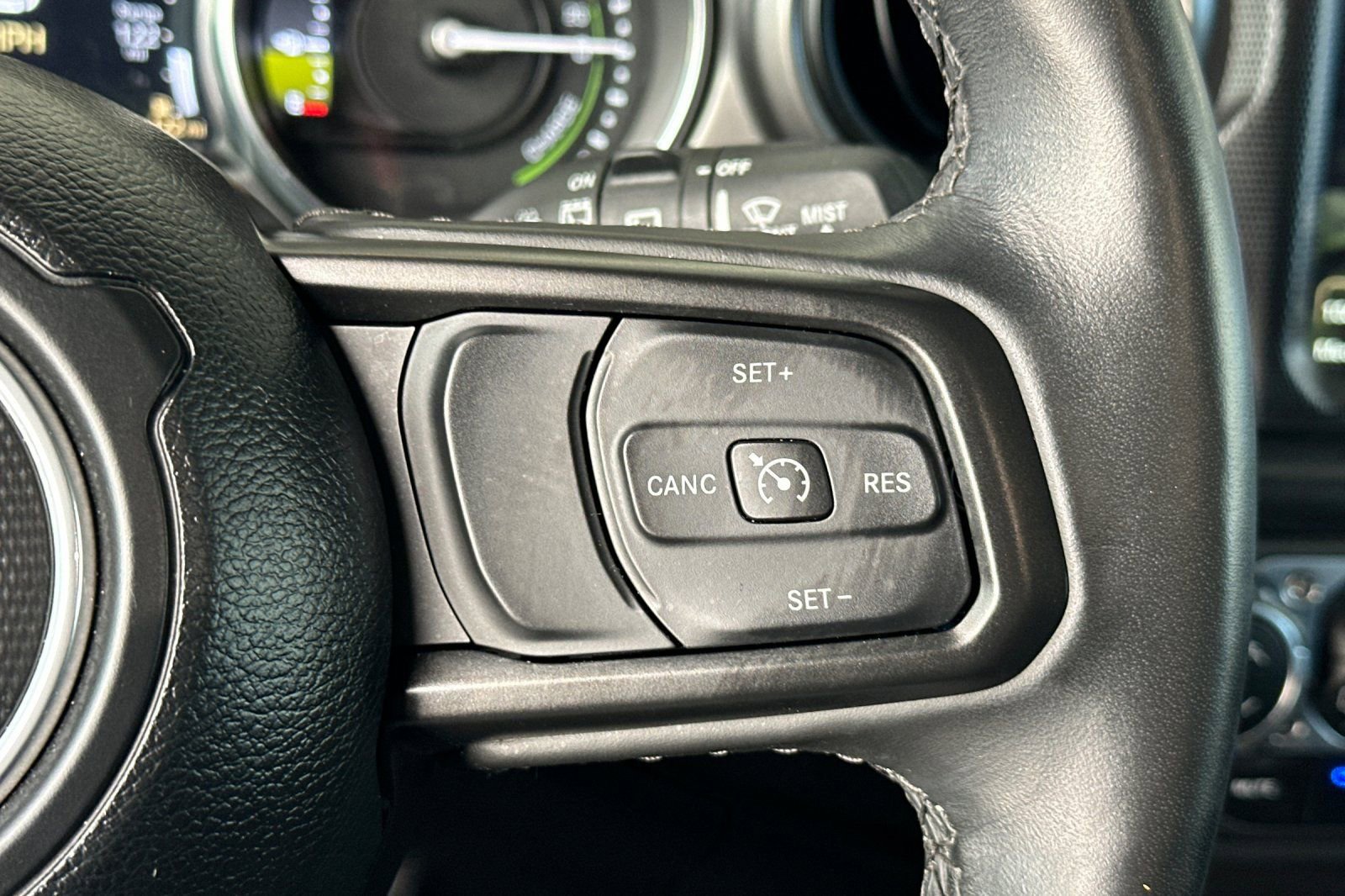 Used 2023 Jeep Wrangler Unlimited w/ Cold Weather Group image 39