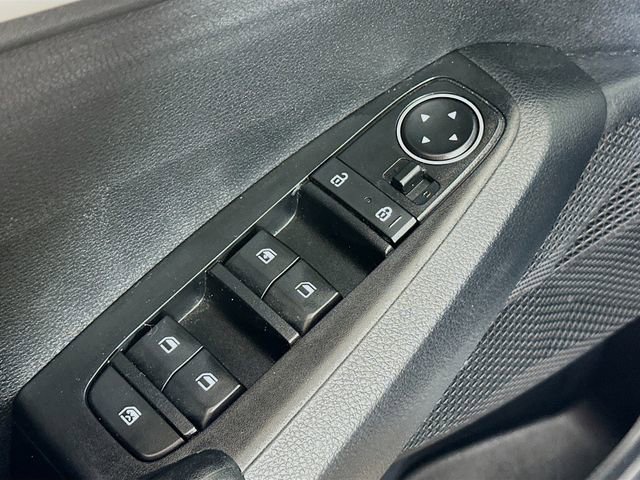 Used 2023 Kia Seltos LX AWD/4WD image 7