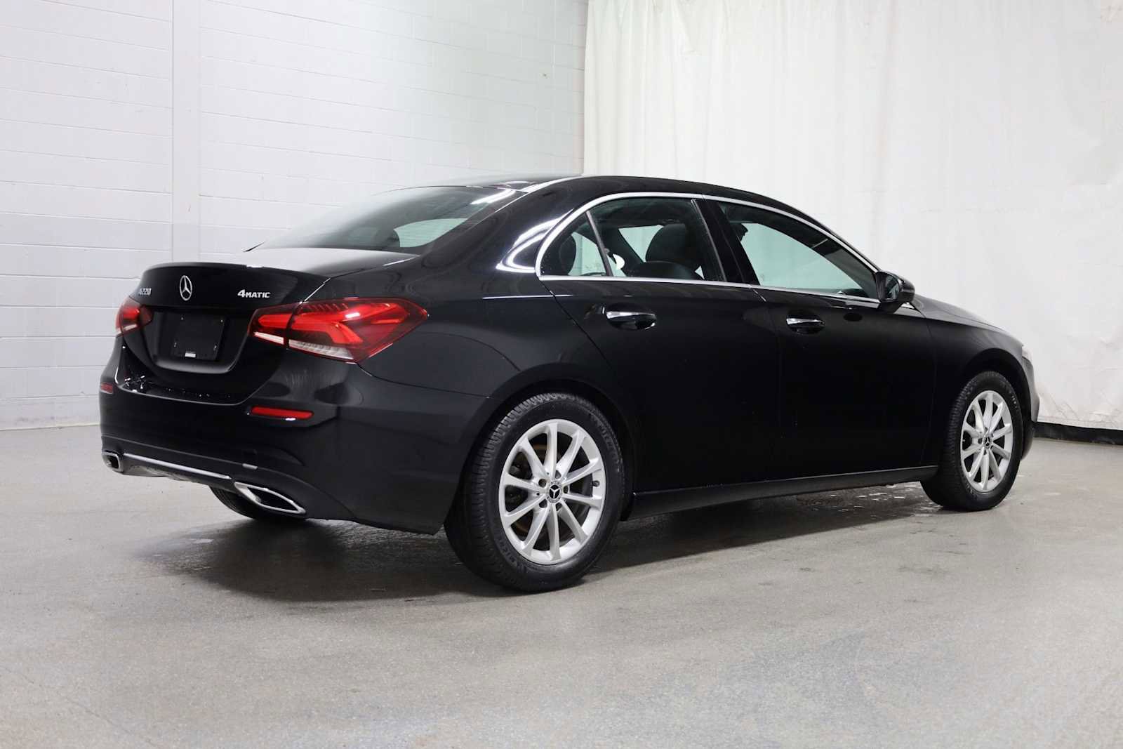 Used 2019 Mercedes-Benz A 220 4MATIC image 9