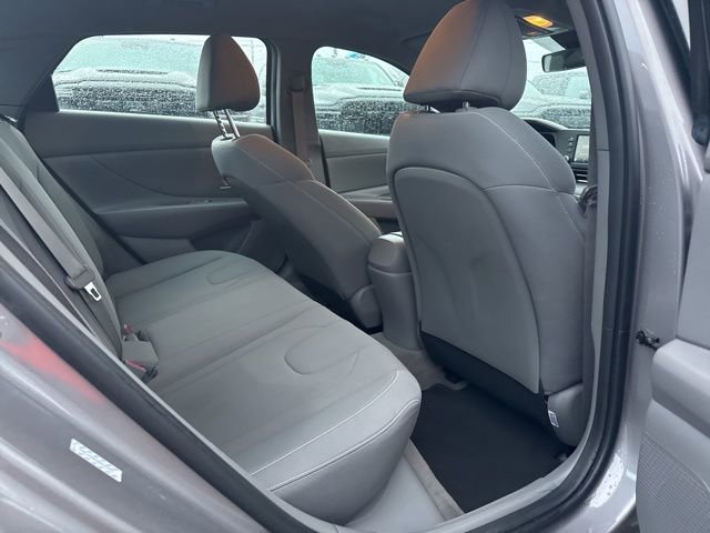 Used 2022 Hyundai Elantra SEL image 12