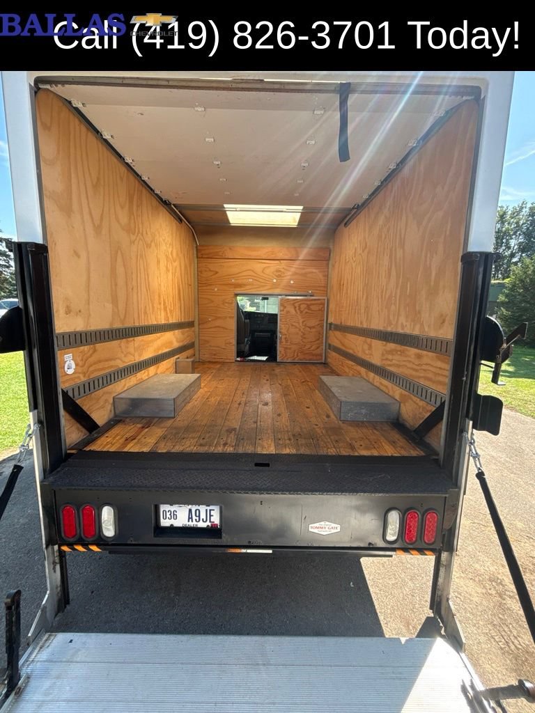 Used 2021 Chevrolet Express 3500 w/ Power Convenience Package RWD image 23