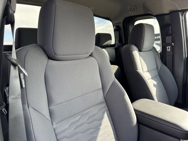 Used 2025 Nissan Frontier S w/ S Utility Package image 23