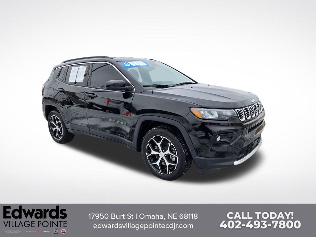 Used 2024 Jeep Compass Limited image 1