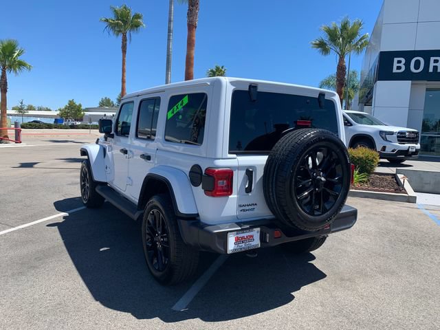 Used 2025 Jeep Wrangler Unlimited Sahara AWD/4WD image 9