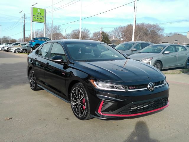 Used 2025 Volkswagen Jetta GLI Autobahn FWD image 4