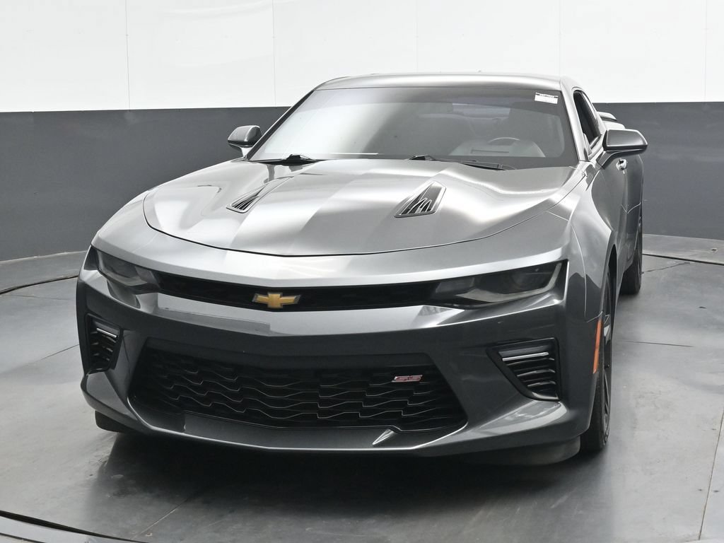 Used 2016 Chevrolet Camaro SS RWD image 6