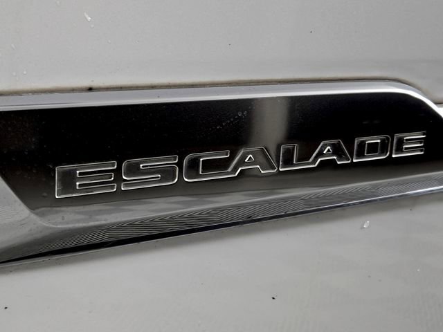 Used 2016 Cadillac Escalade Luxury image 32