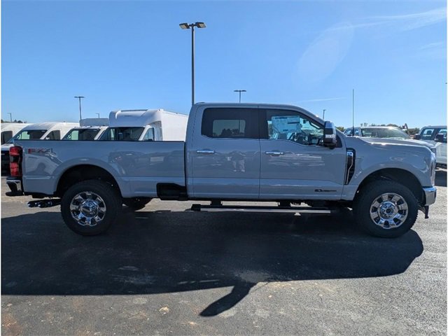 New 2026 Ford F350 Lariat w/ Chrome Package image 8