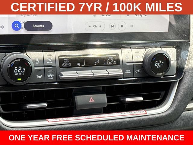 Used 2025 Toyota Grand Highlander FWD image 21